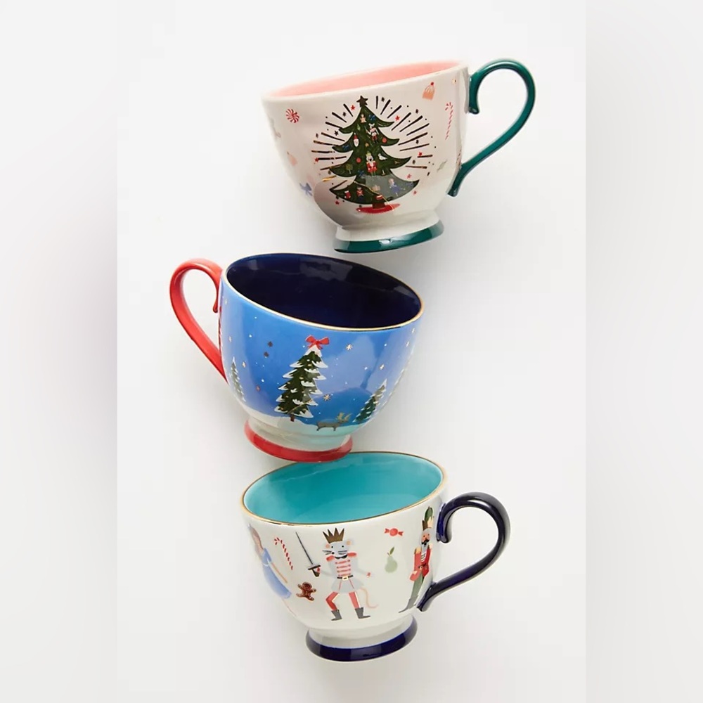 ISO Rifle Paper Co x Anthropology 2019 Christmas tea cups! 🌲🎅🏻 LOOKING TO BUY